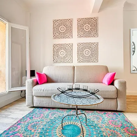Romantic And New Apartment In The Famous Rue Meynadier In The Supercentre Of Cannes